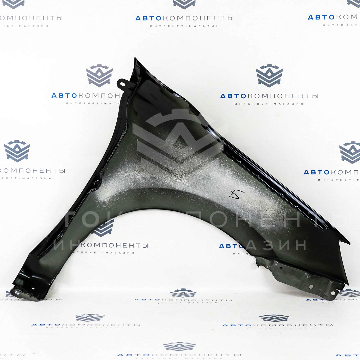 Переднее крыло (левое) Лада Гранта FL (без отверстия) в цвет кузова