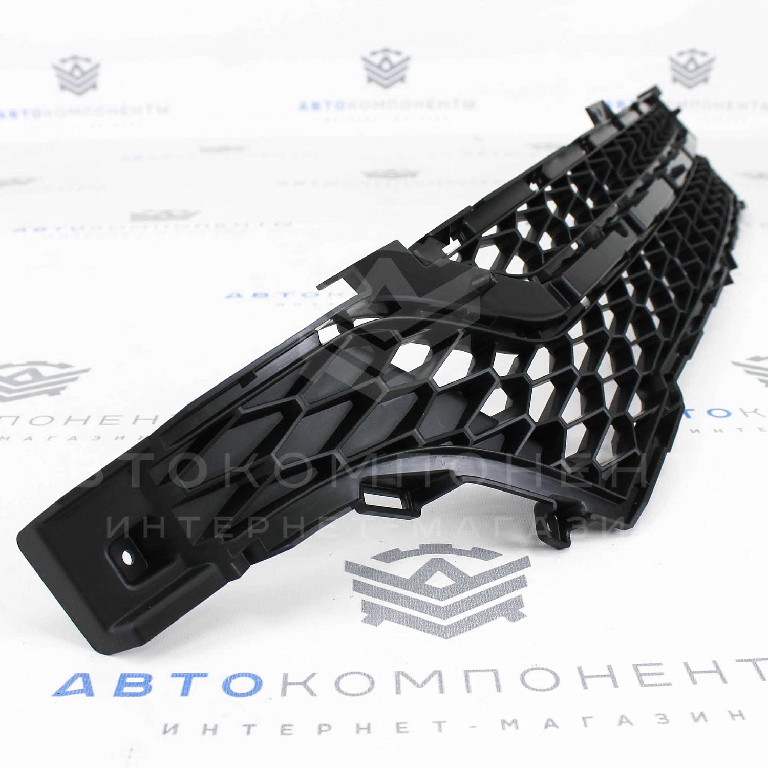 Оригинальная решетка в передний бампер Лада Vesta SW CROSS