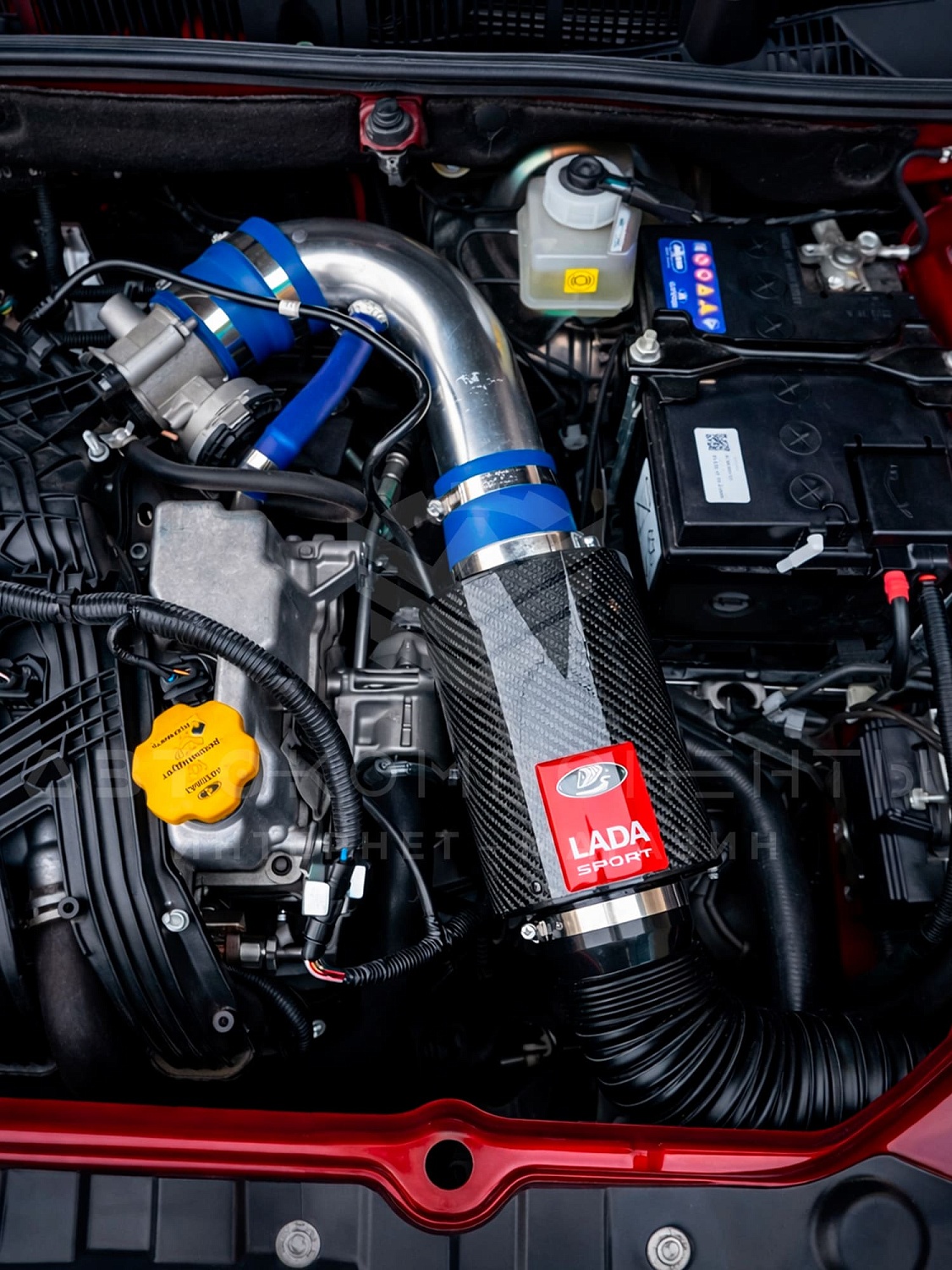 Патрубок впускной для двигателей 16V (алюминиевый) универсальный