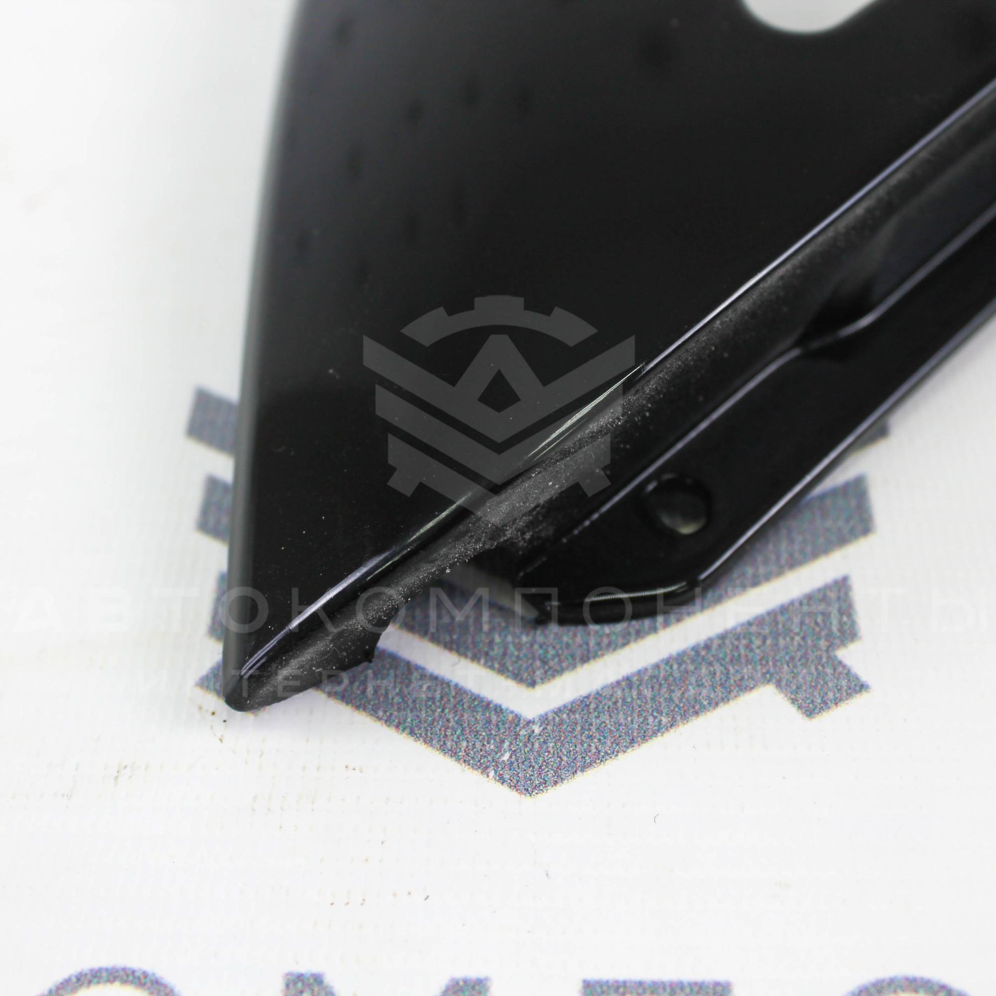 Облицовки задних форточек ВАЗ 2110 в цвет кузова