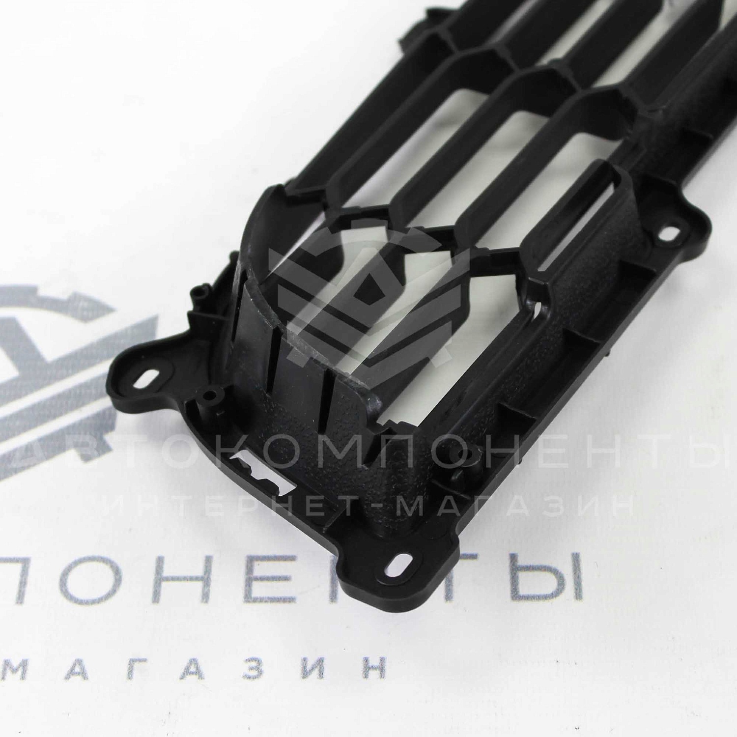 Нижняя решетка переднего бампера (соты) Лада Приора 2