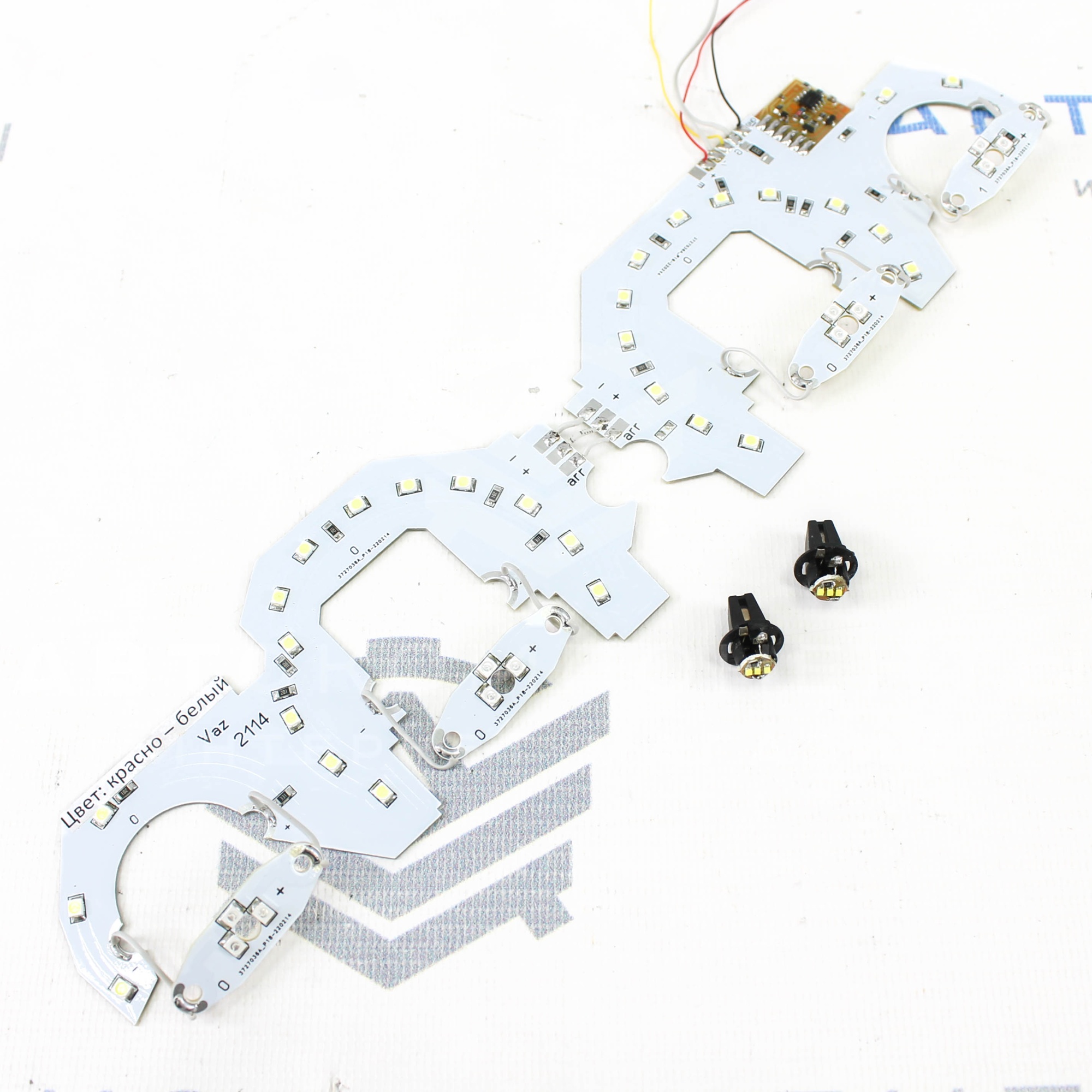 Светодиодная пересвеченная (красно-белая) плата VDO с/о (плавный розжиг) ВАЗ 2110-2112, 2113-2115, Шевроле Нива