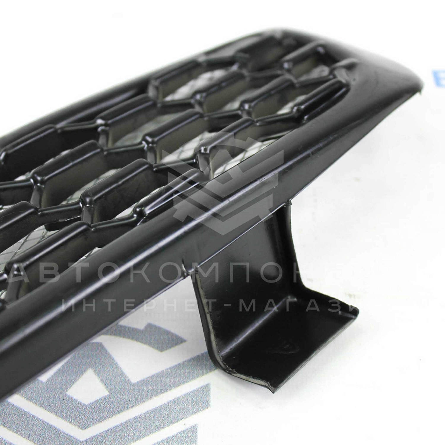 Решетка (нижняя) в передний бампер "СОТЫ" Лада Калина