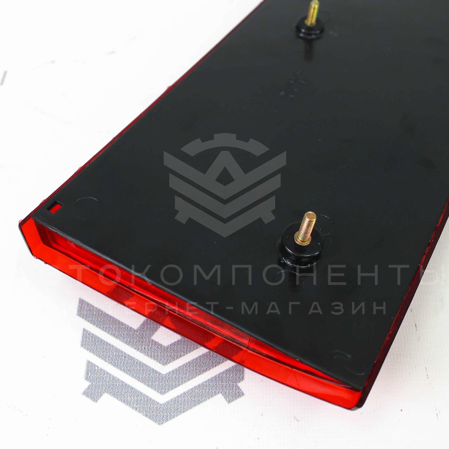 Светлый катафот багажника ВАЗ 2110