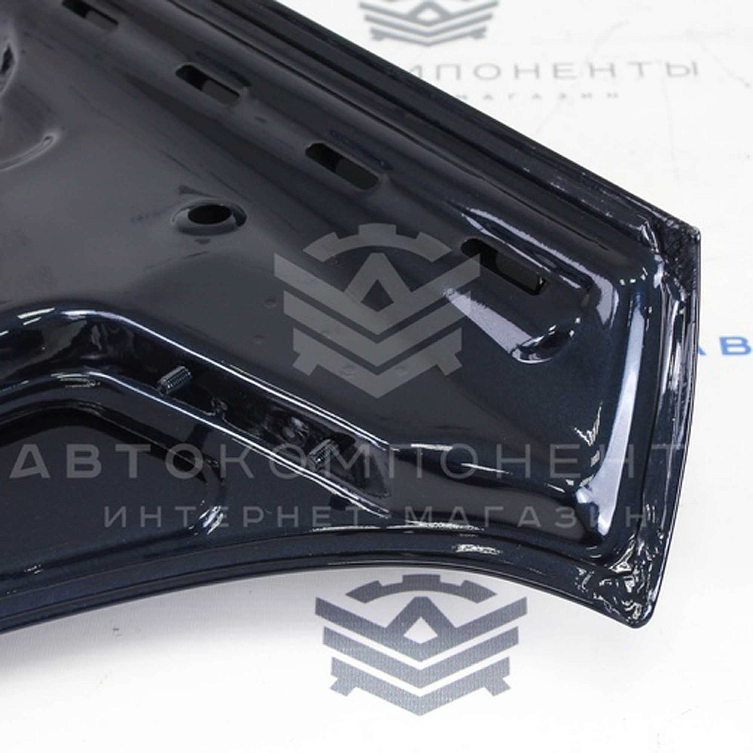 Оригинальный капот Шевроле Нива в цвет кузова