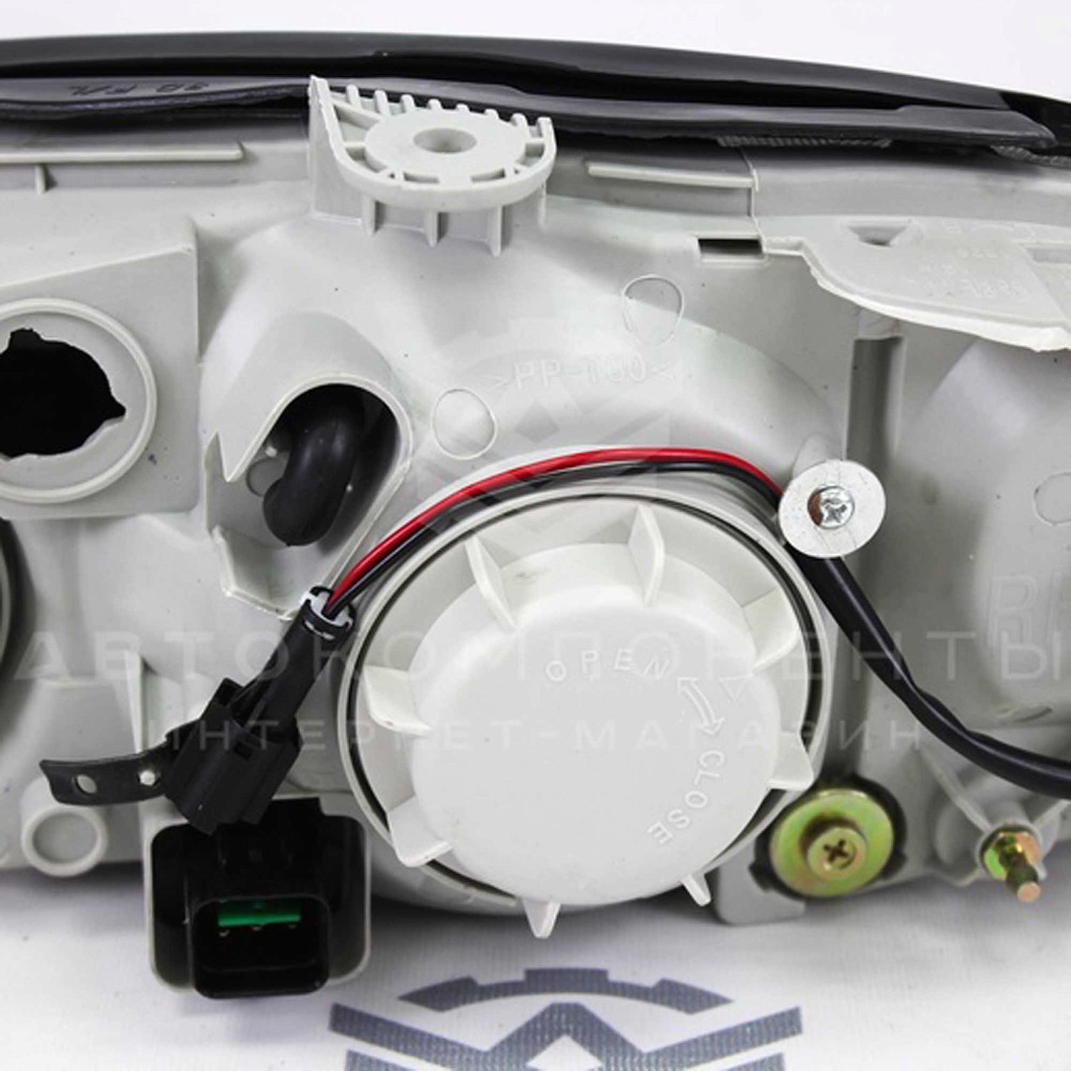 Фара правая (КИТАЙ) Kia Spectra (1998-2006)