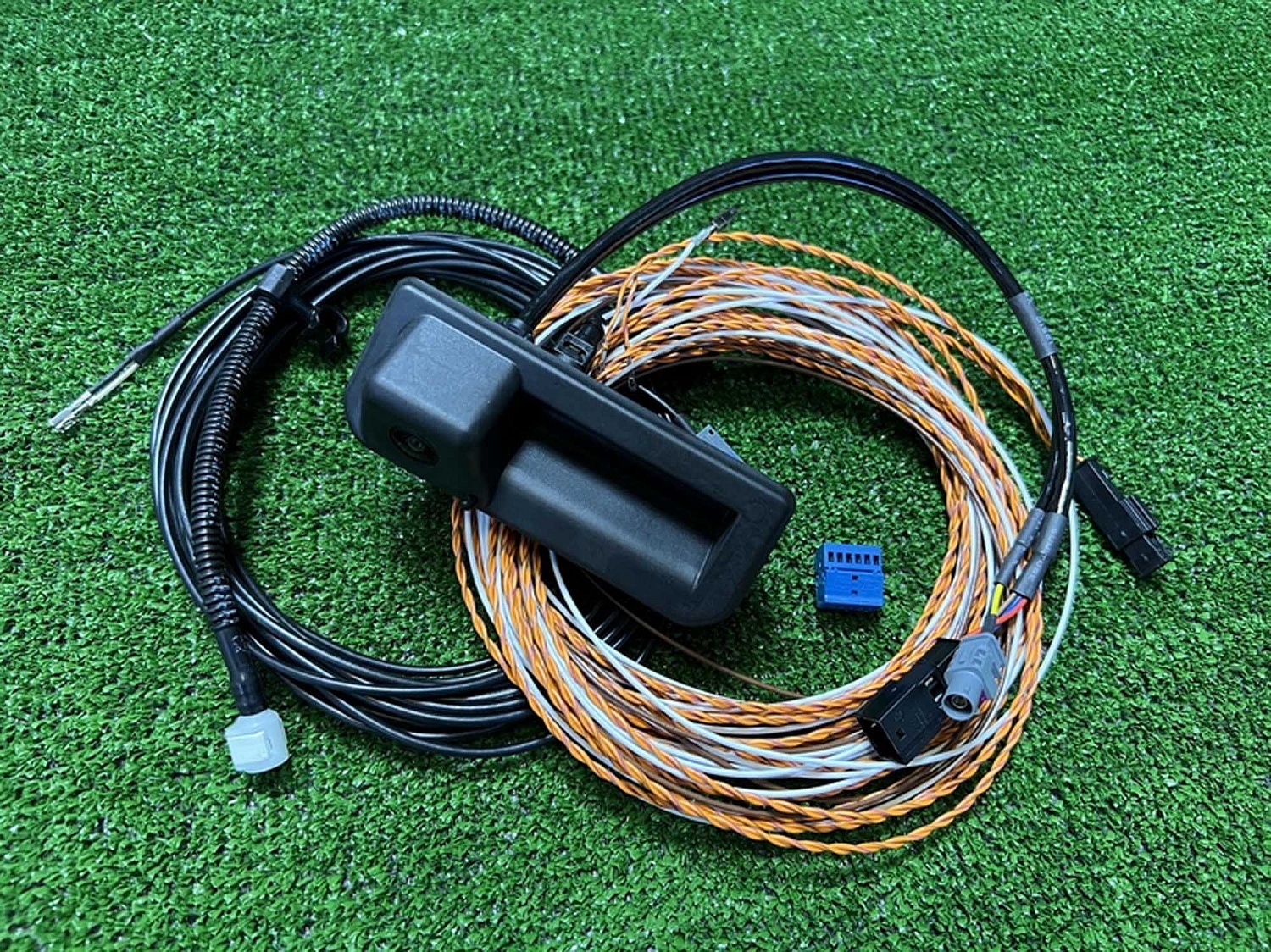 Камера заднего вида (с динамической разметкой) с омывателем Audi Q3, Q5