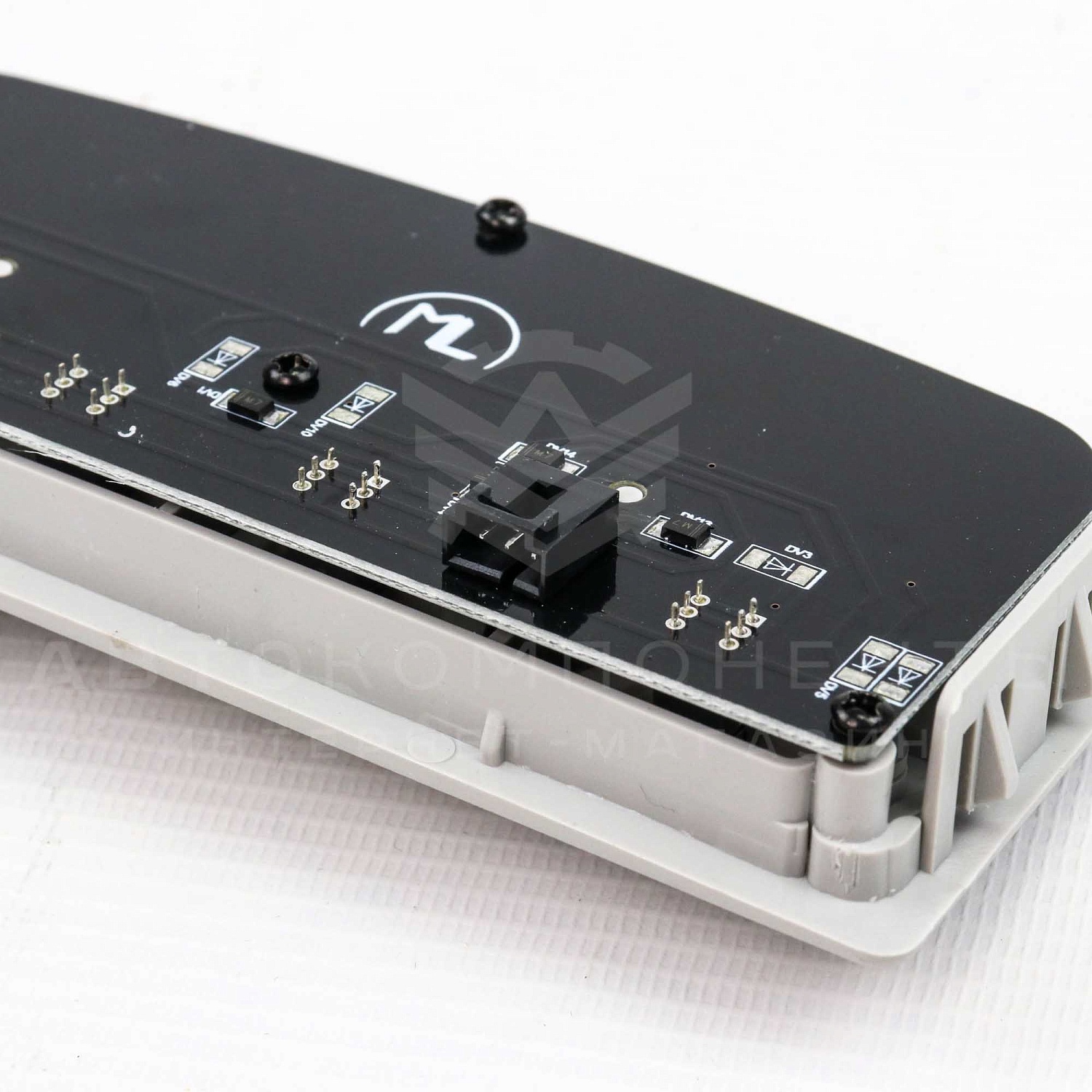 Плафон освещения салона в стиле "Vesta" Лада Приора люкс (черный)