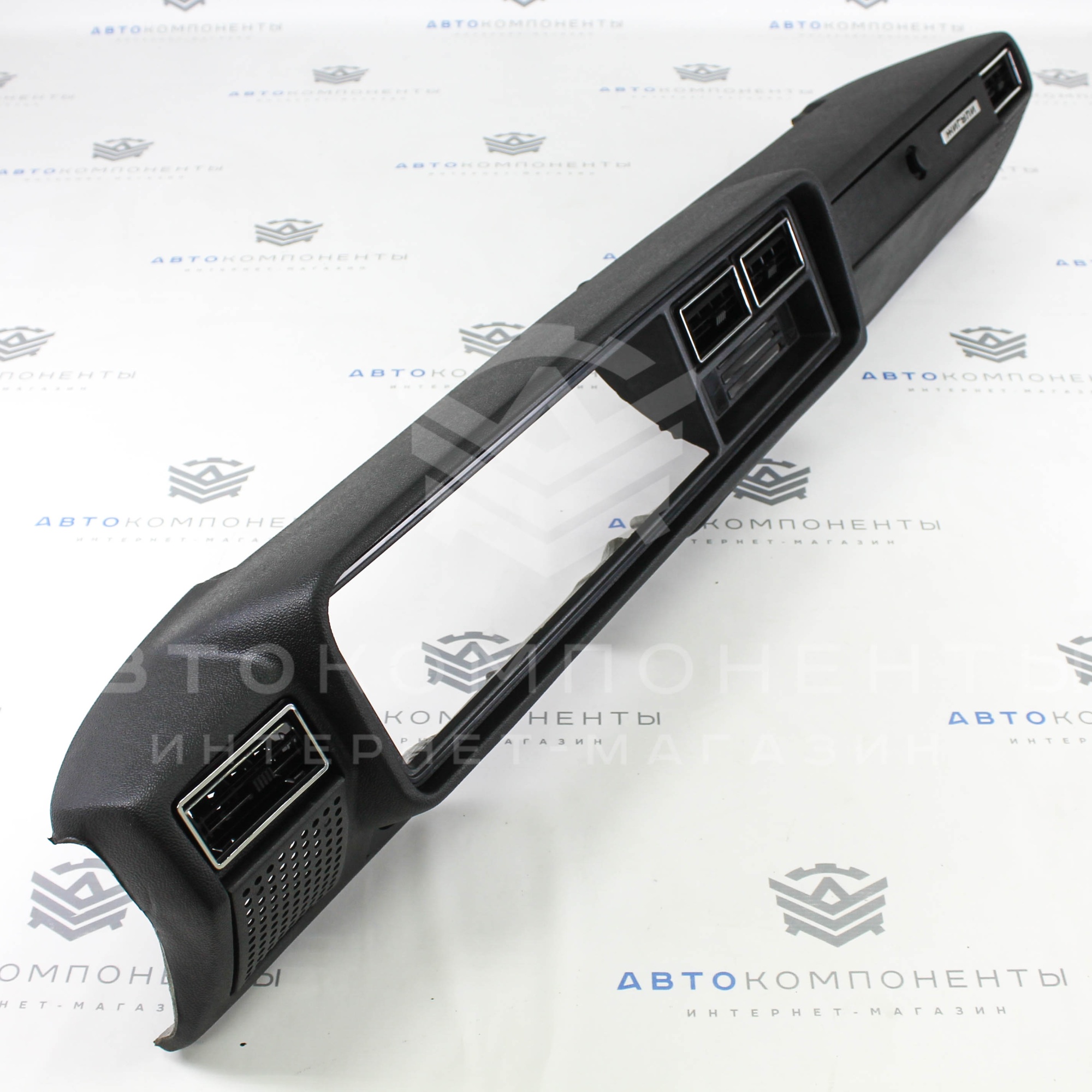 Панель (торпедо) приборов (без комбинации приборов) ВАЗ 2104, 2105, 2107