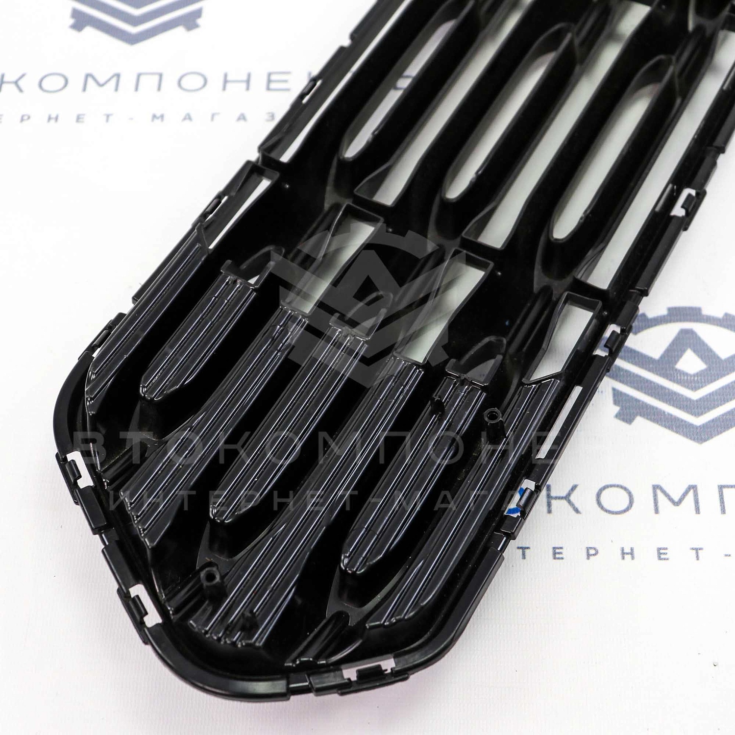 Решетка радиатора Лада Нива Travel