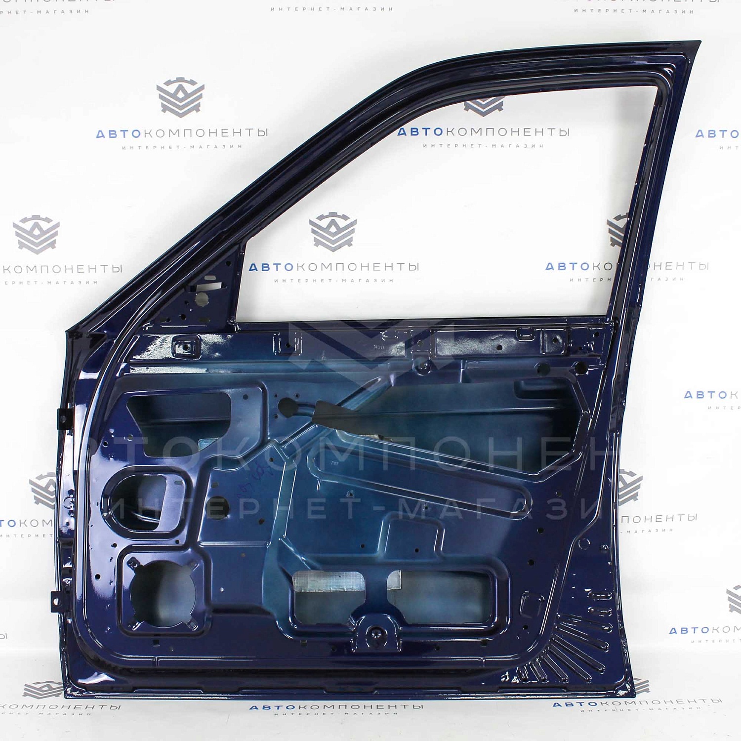 Дверь передняя (правая) ВАЗ 2110-2112, Лада Приора в цвет кузова