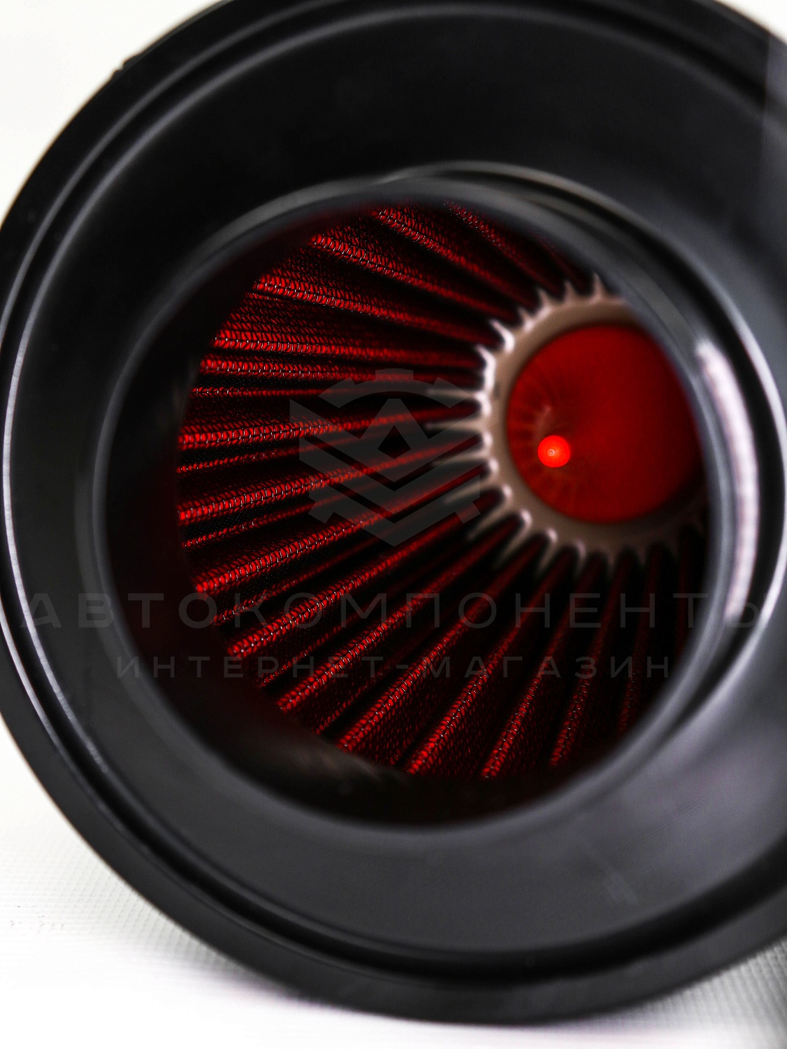 Универсальный холодный впуск в карбоновом корпусе закрытого типа со сменным фильтром