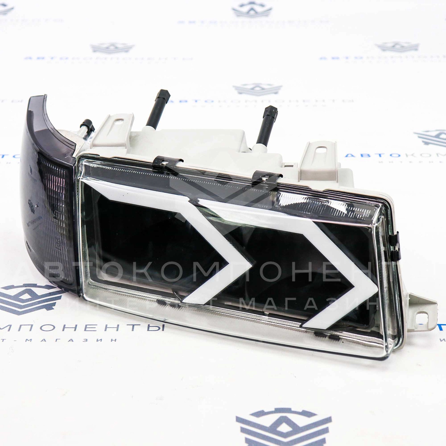 Фары ВАЗ 2110-2112 в стиле AMG (черная маска) с ДХО