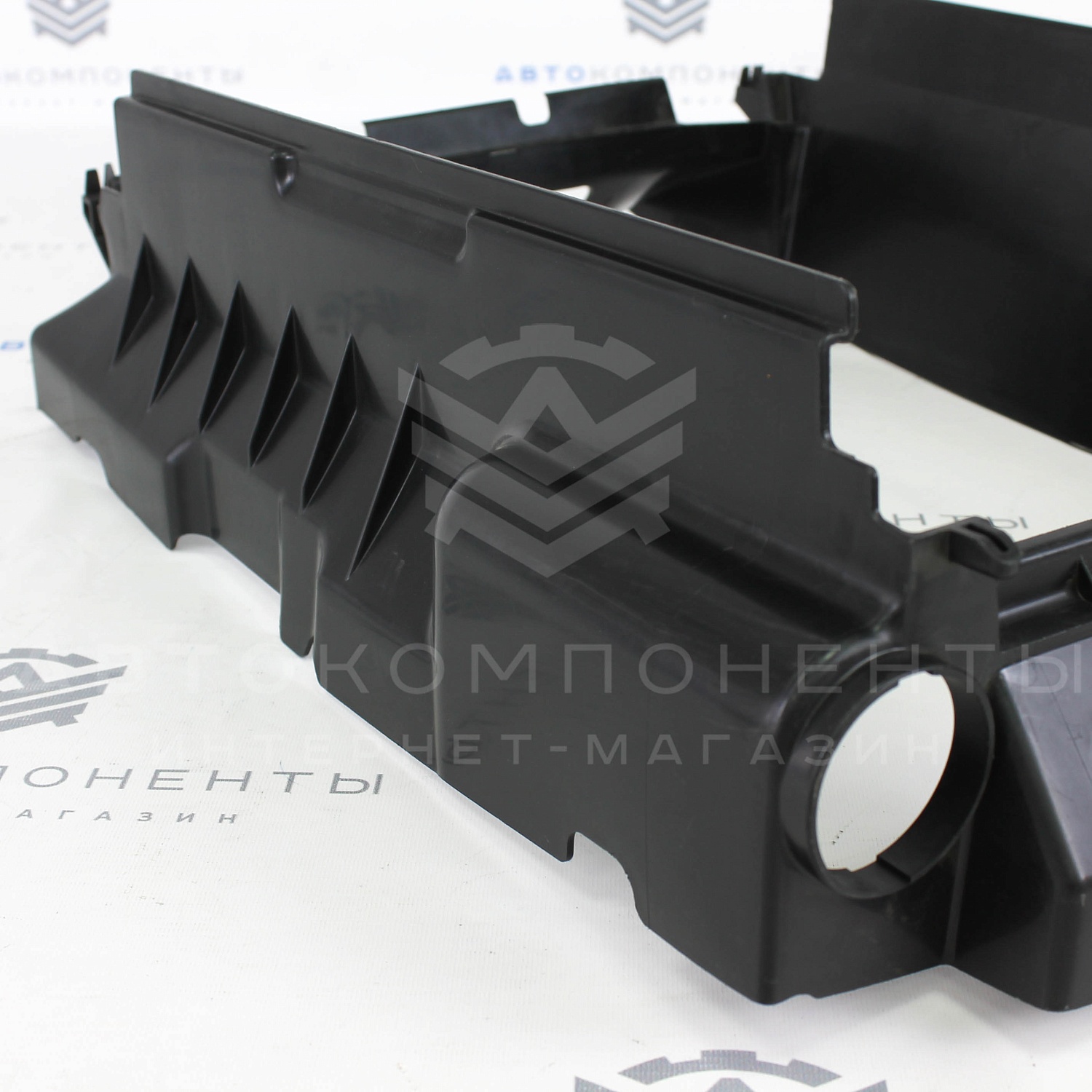 Щиток радиатора Лада Vesta с кондиционером