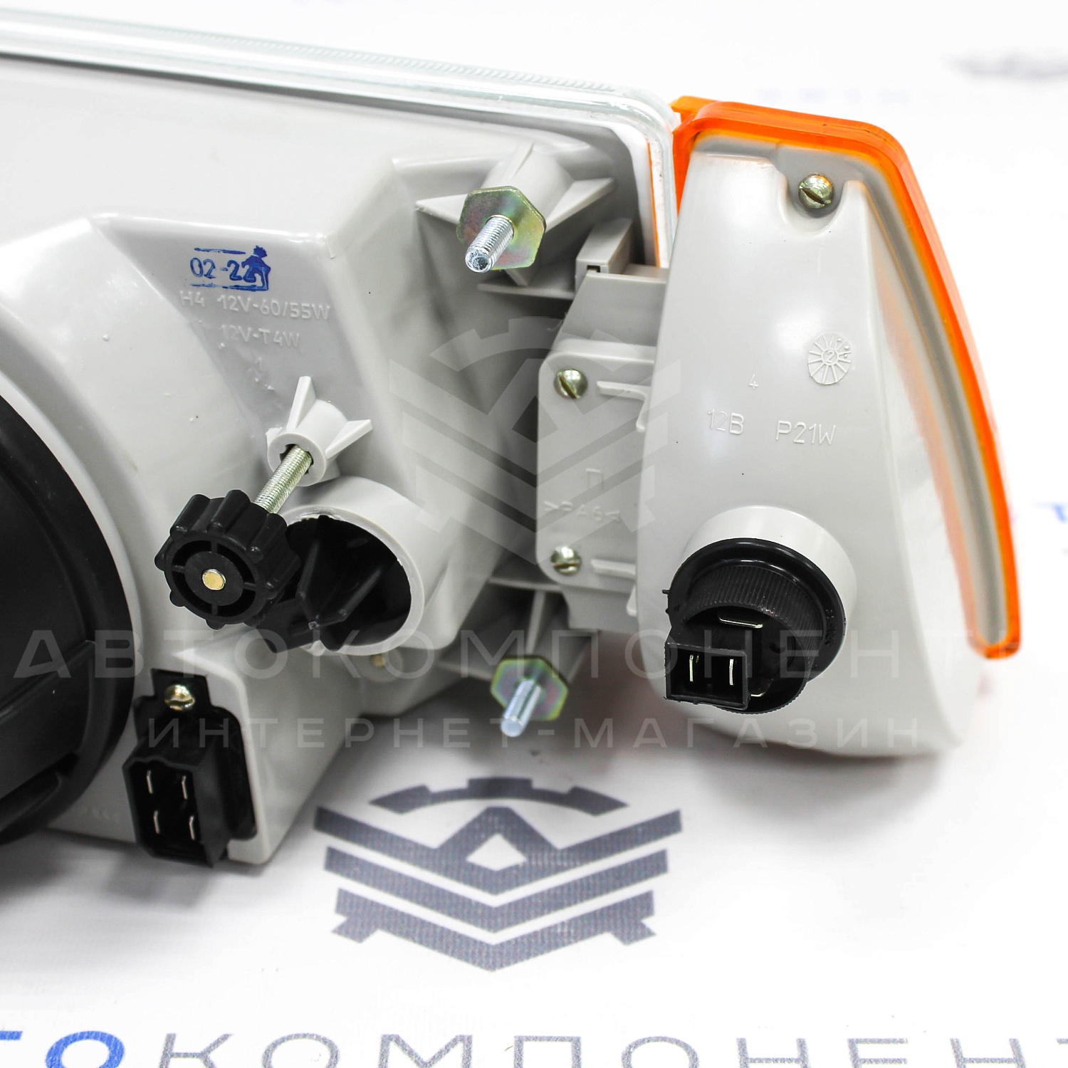 Фара (правая) ВАЗ 2108-21099 (оранжевый повторитель)