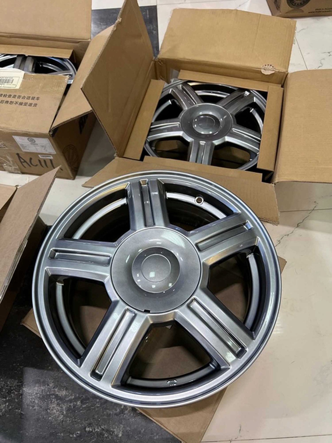 Колесные диски "Торусы" (литые) R15 5.5j 4x98 ET35 DIA58.5 (графит)