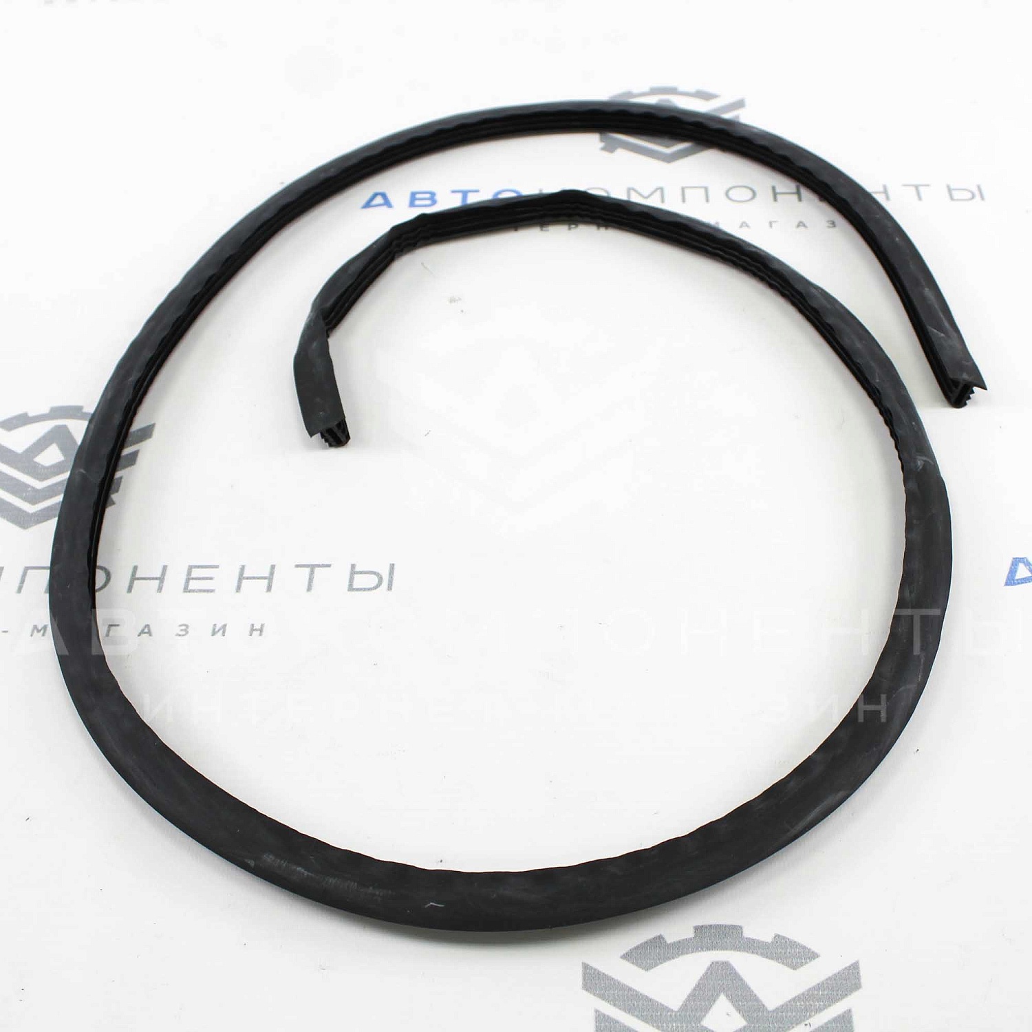 Универсальный уплотнитель между панелью и лобовым стеклом РКИ-Т