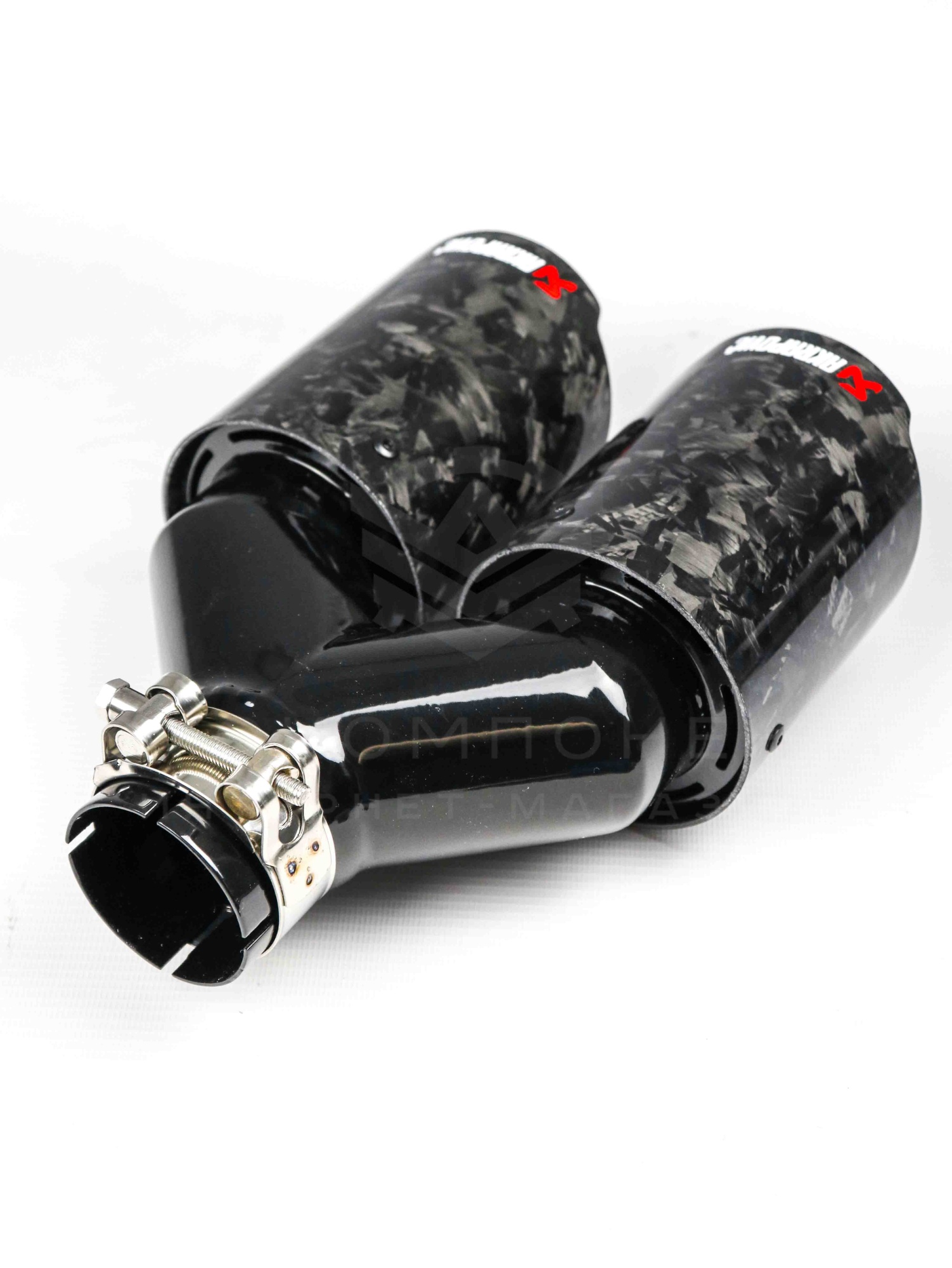 Раздвоенная насадка AKRAPOVIC (открытого типа) на глушитель (прямая) 51-89мм (кованый карбон, черная)