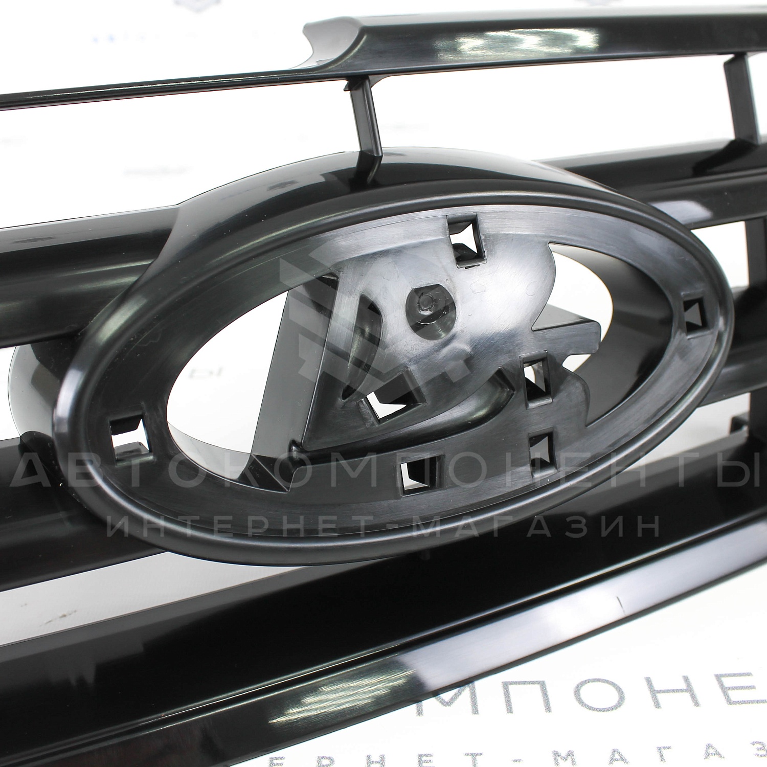 Решетка радиатора (верхняя) Лада Vesta (люкс) (8450008666)