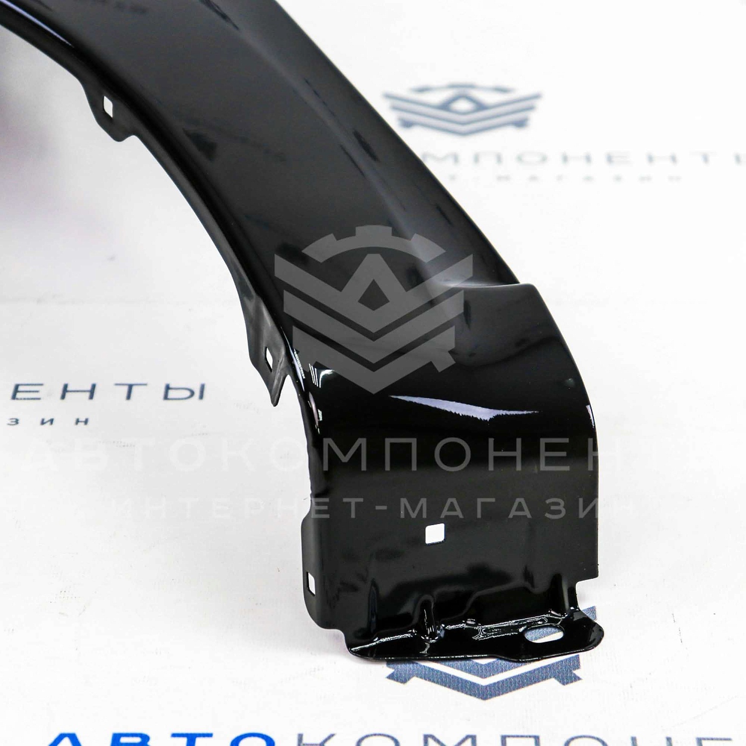 Переднее крыло (левое) Лада Гранта FL (без отверстия) в цвет кузова