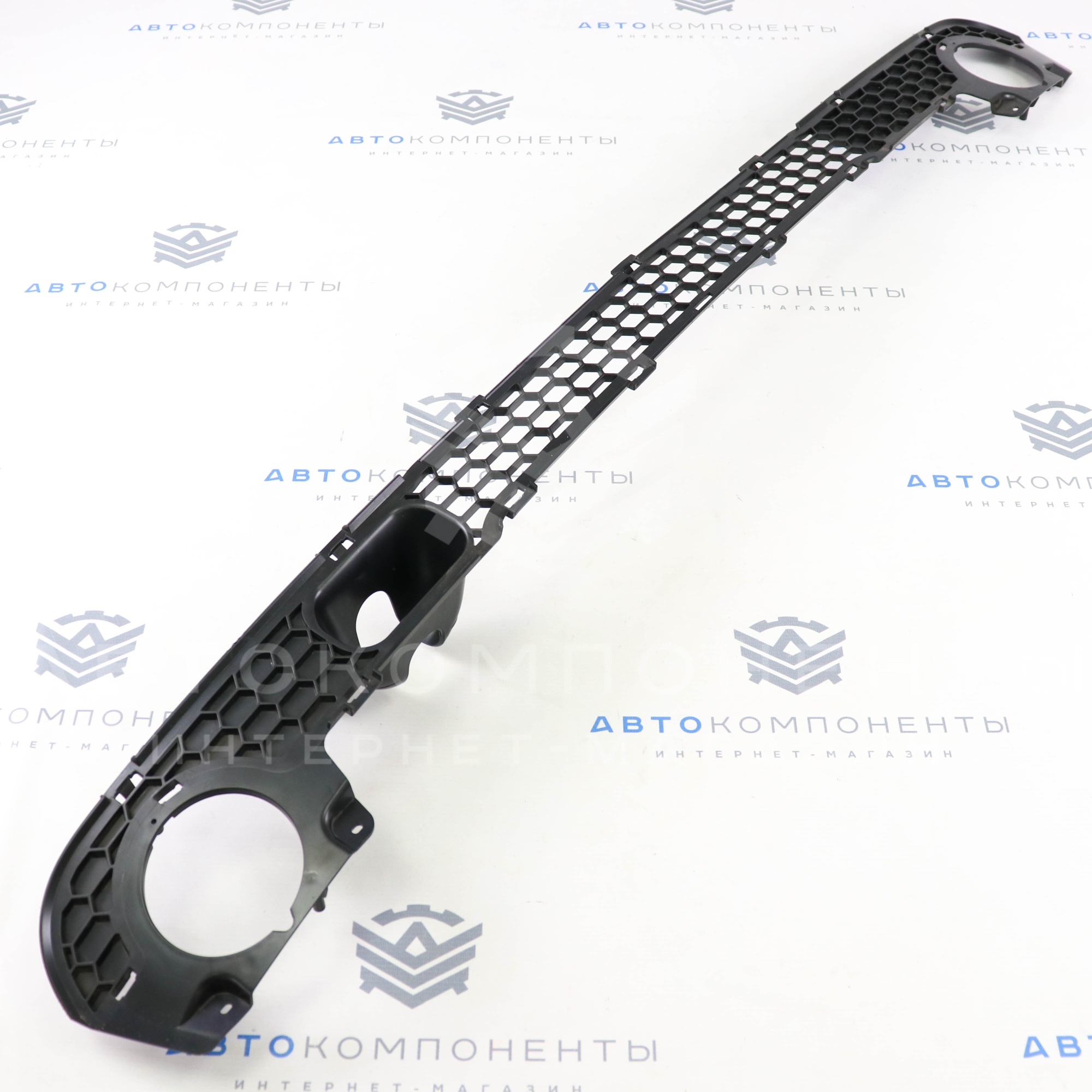 Решетка переднего бампера Бертоне Шевроле Нива