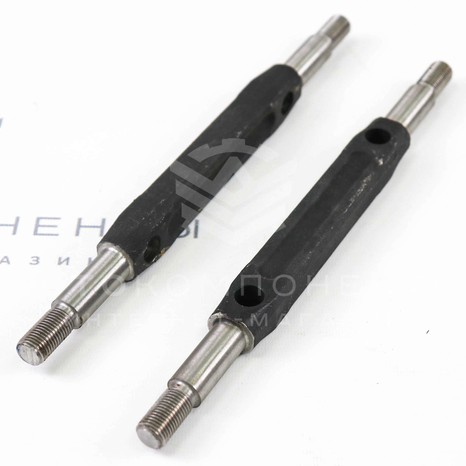 Оси нижних рычагов передней подвески ВАЗ 2101-2107