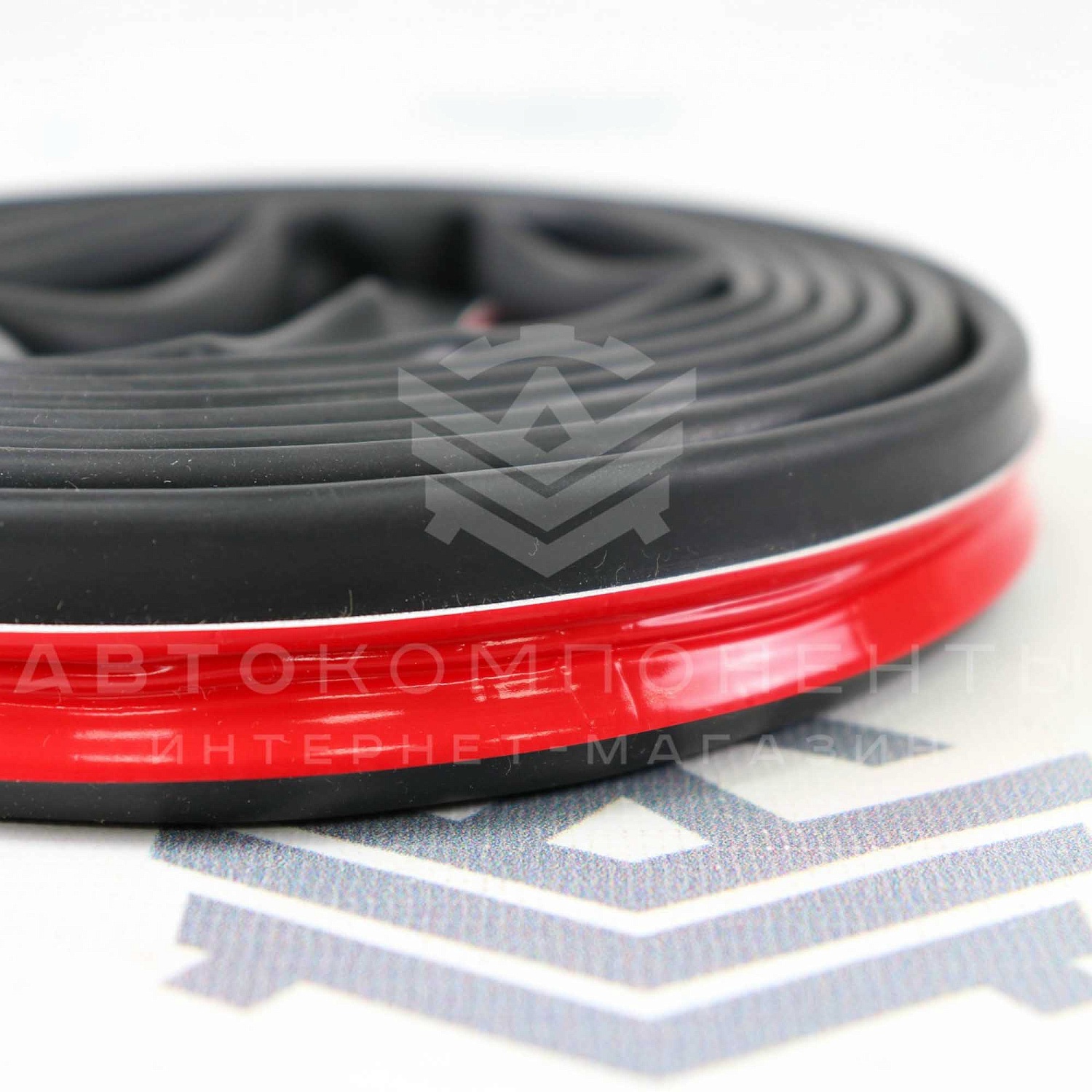 Универсальный уплотнитель капота РКИ-D (3 метра)