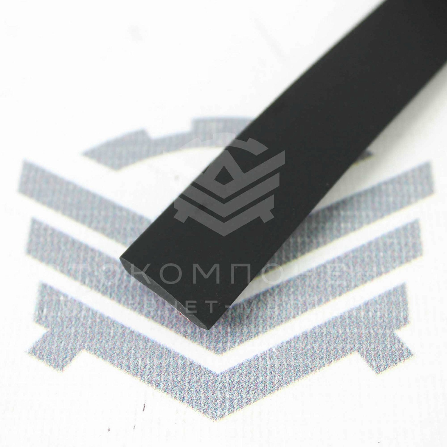 Уплотнители крышки багажника Лада Ларгус