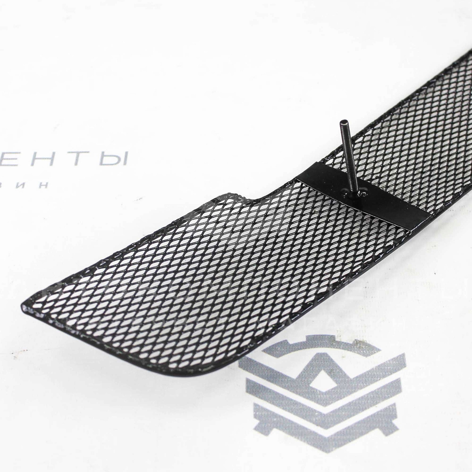 Защитная сетка в передний бампер Лада Калина