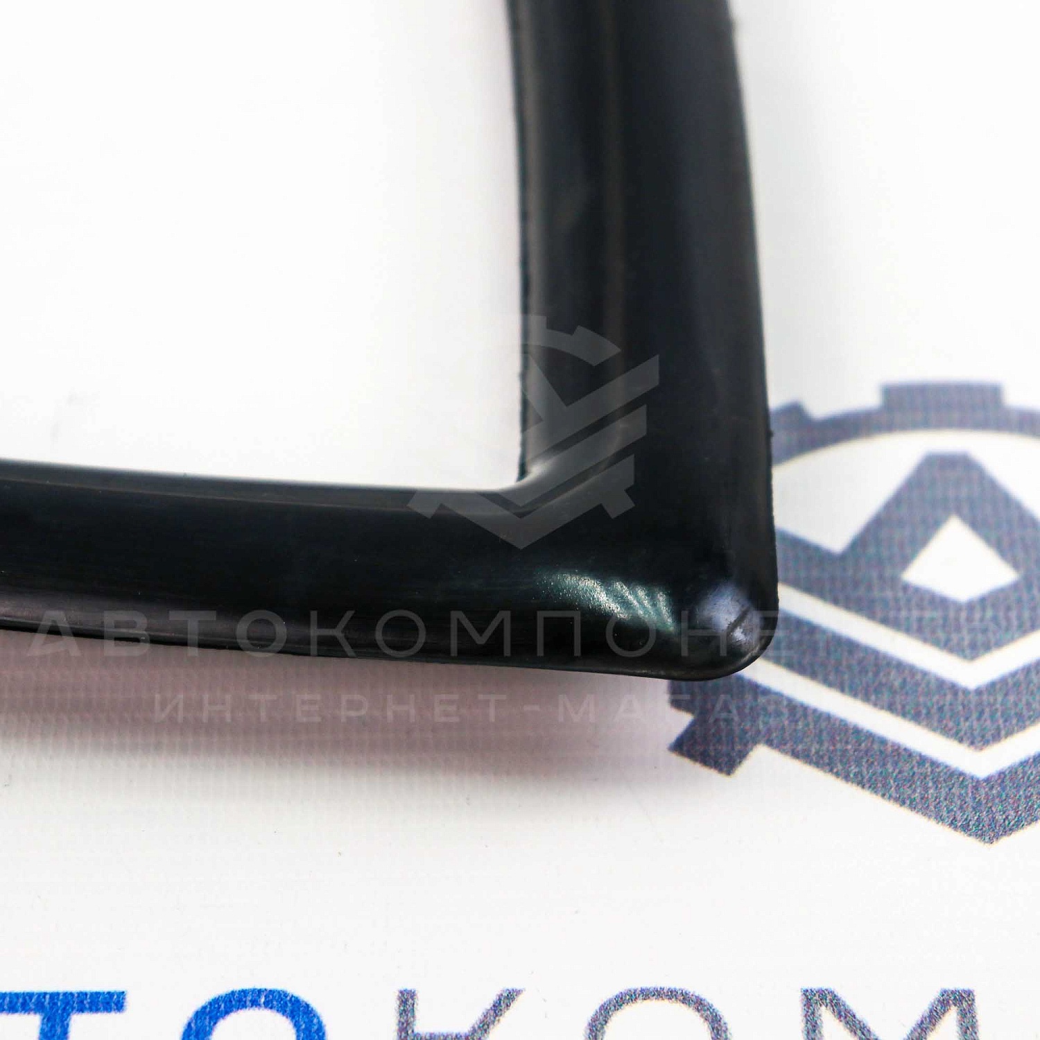 Уплотнитель заднего стекла крышки багажника ВАЗ 2108, 2109, 2113, 2114