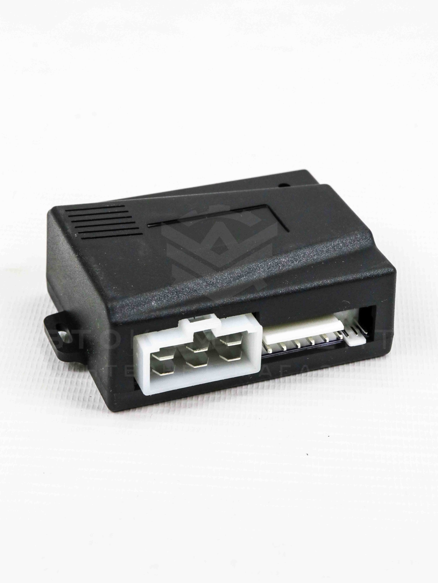 Кнопка старт-стоп (универсальная) для запуска двигателя без иммобилайзера