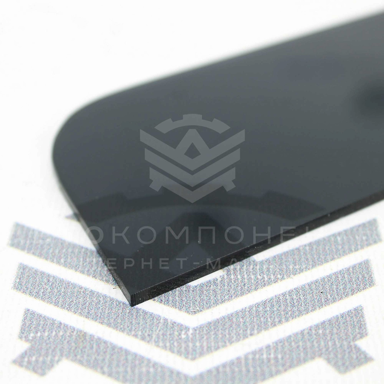 Тонированное стекло комбинации приборов ВАЗ 2106 (сплошное)