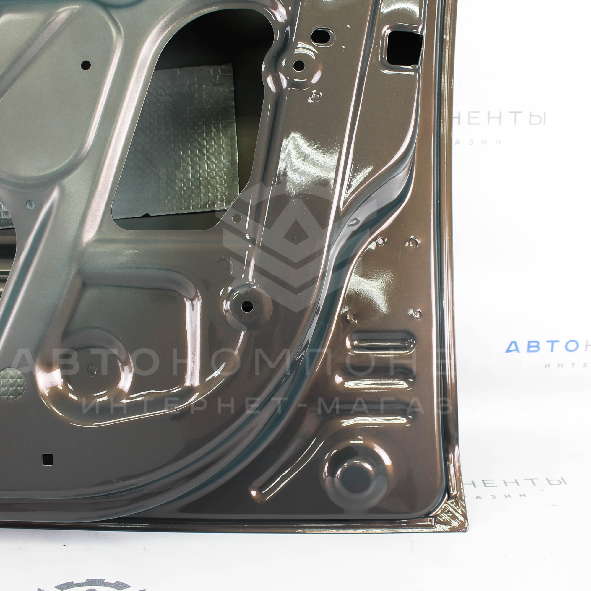 Дверь передняя (правая) Лада Vesta в цвет кузова