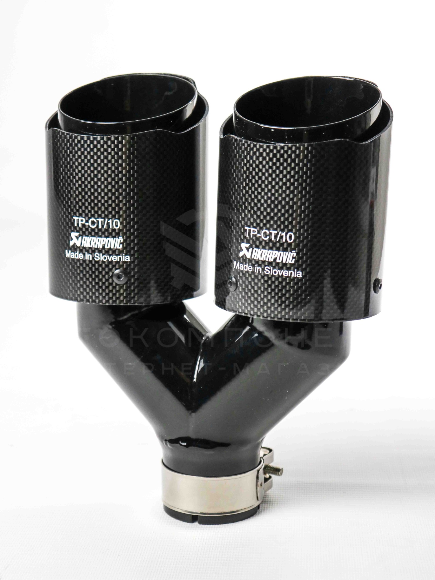 Раздвоенная насадка AKRAPOVIC (открытого типа) на глушитель (прямая) 51-89мм (карбон, черная)