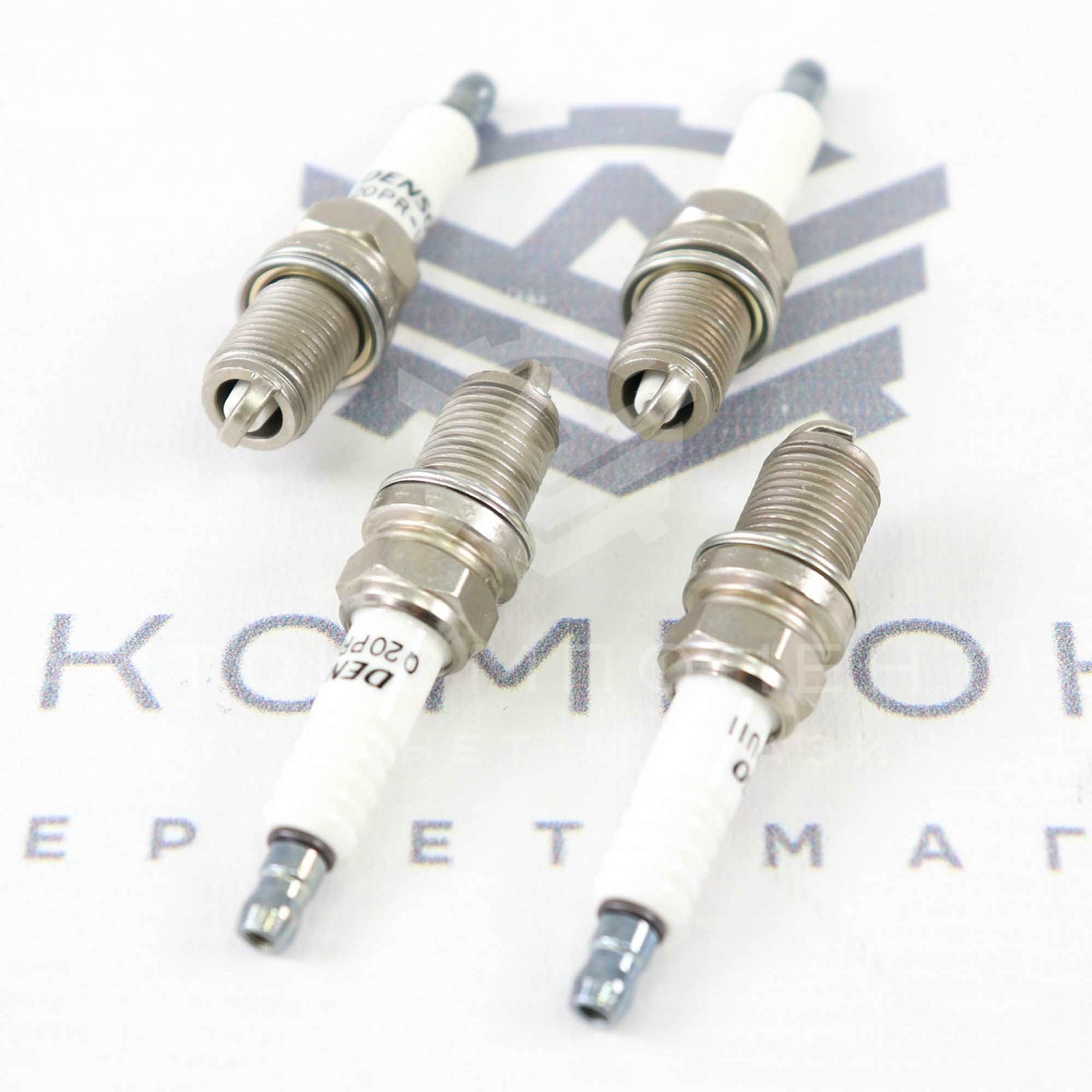 Свечи зажигания "Denso" (Q20PR-U11) 16V