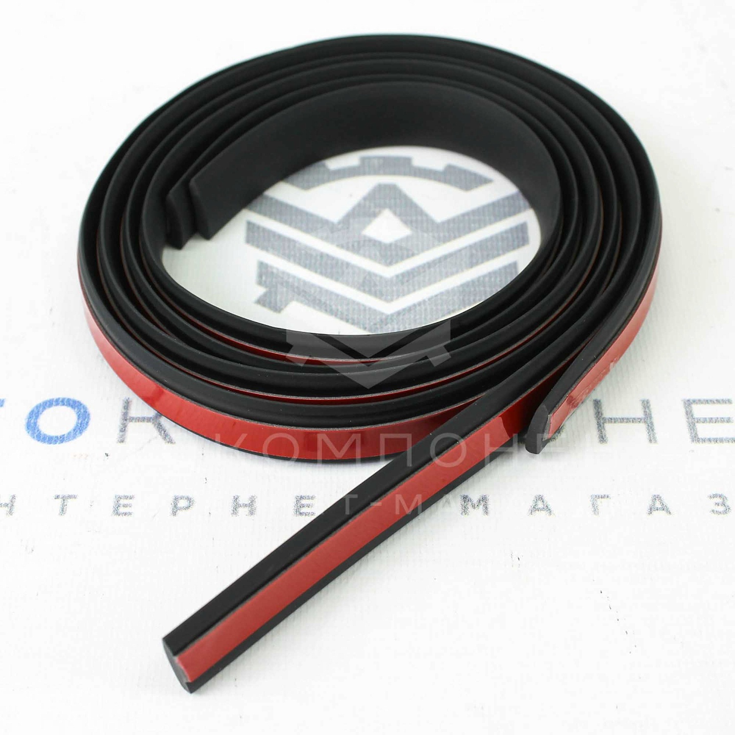 Уплотнители крышки багажника Лада Ларгус