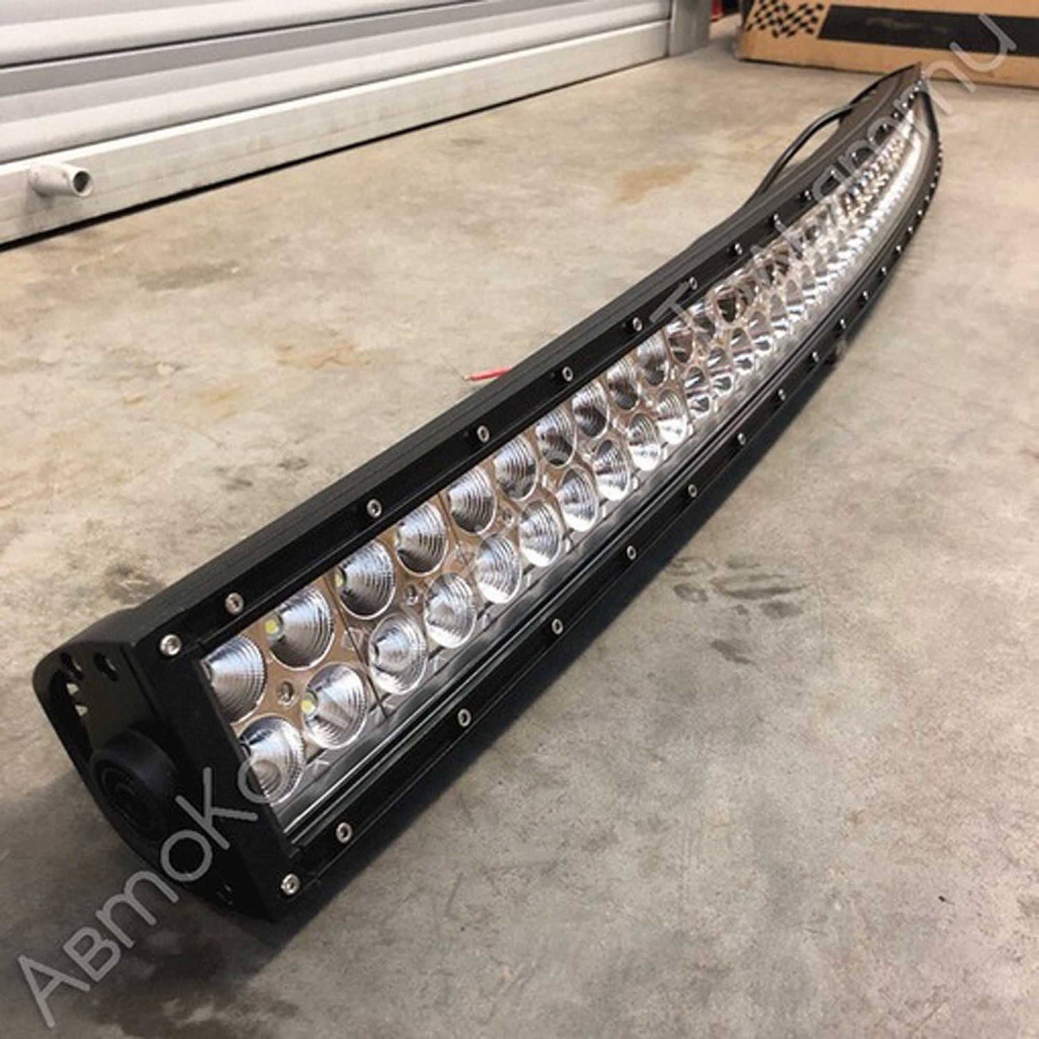 Светодиодная балка изогнутая 240W (108 см)