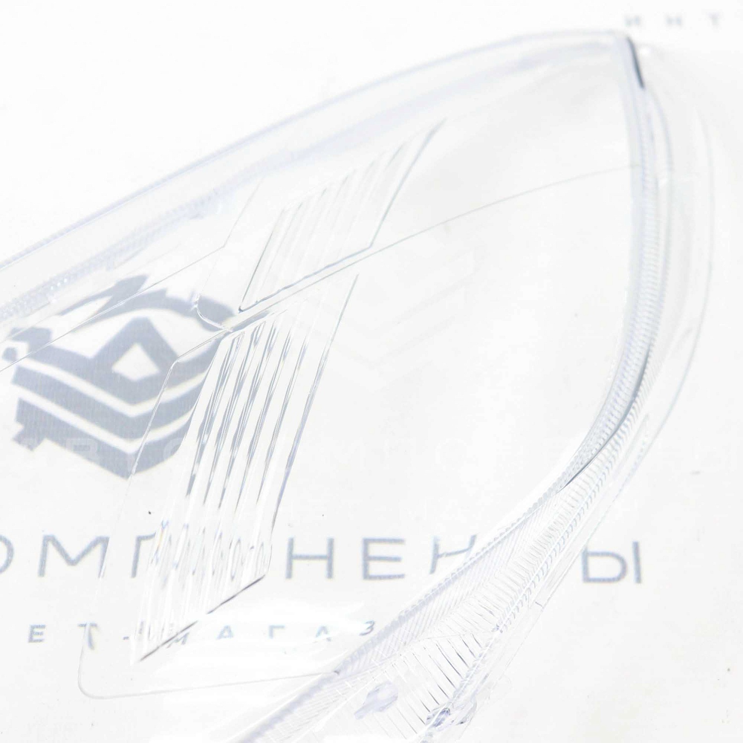 Стекло (пластик) фары Лада Гранта FL (левое)