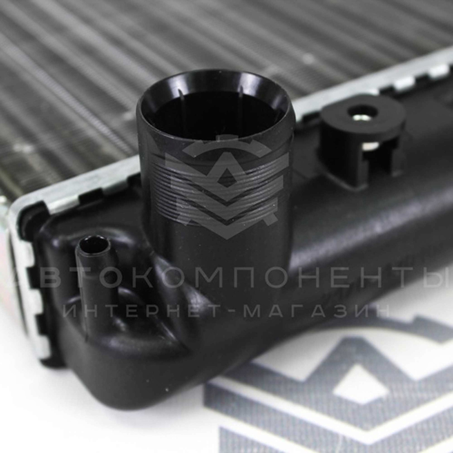 Радиатор охлаждения двигателя "ОАТ" Лада Приора (без кондиционера)