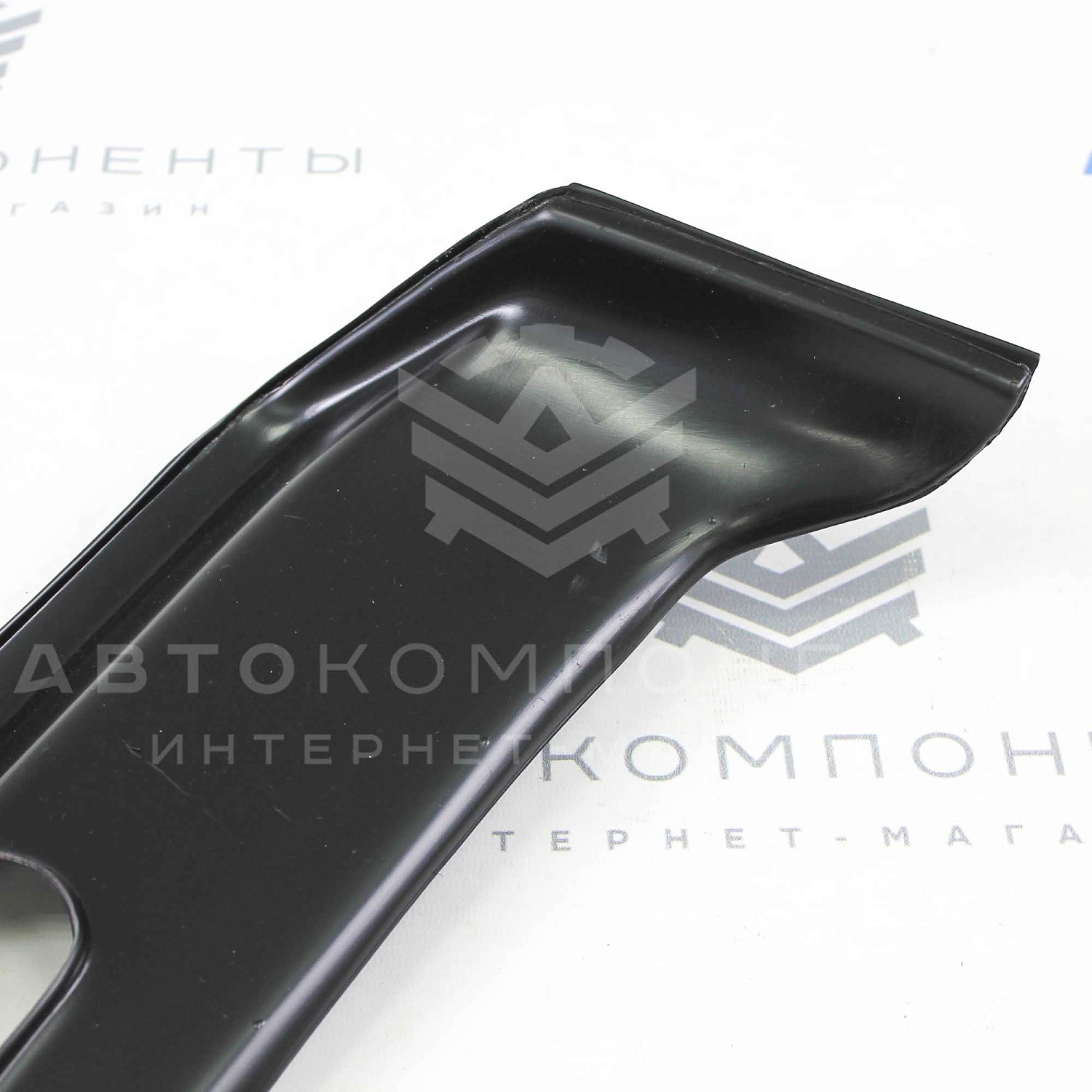 Губа (юбка) переднего бампера "Вихур" с отверстиями ВАЗ 2101-2107 (гладкая)