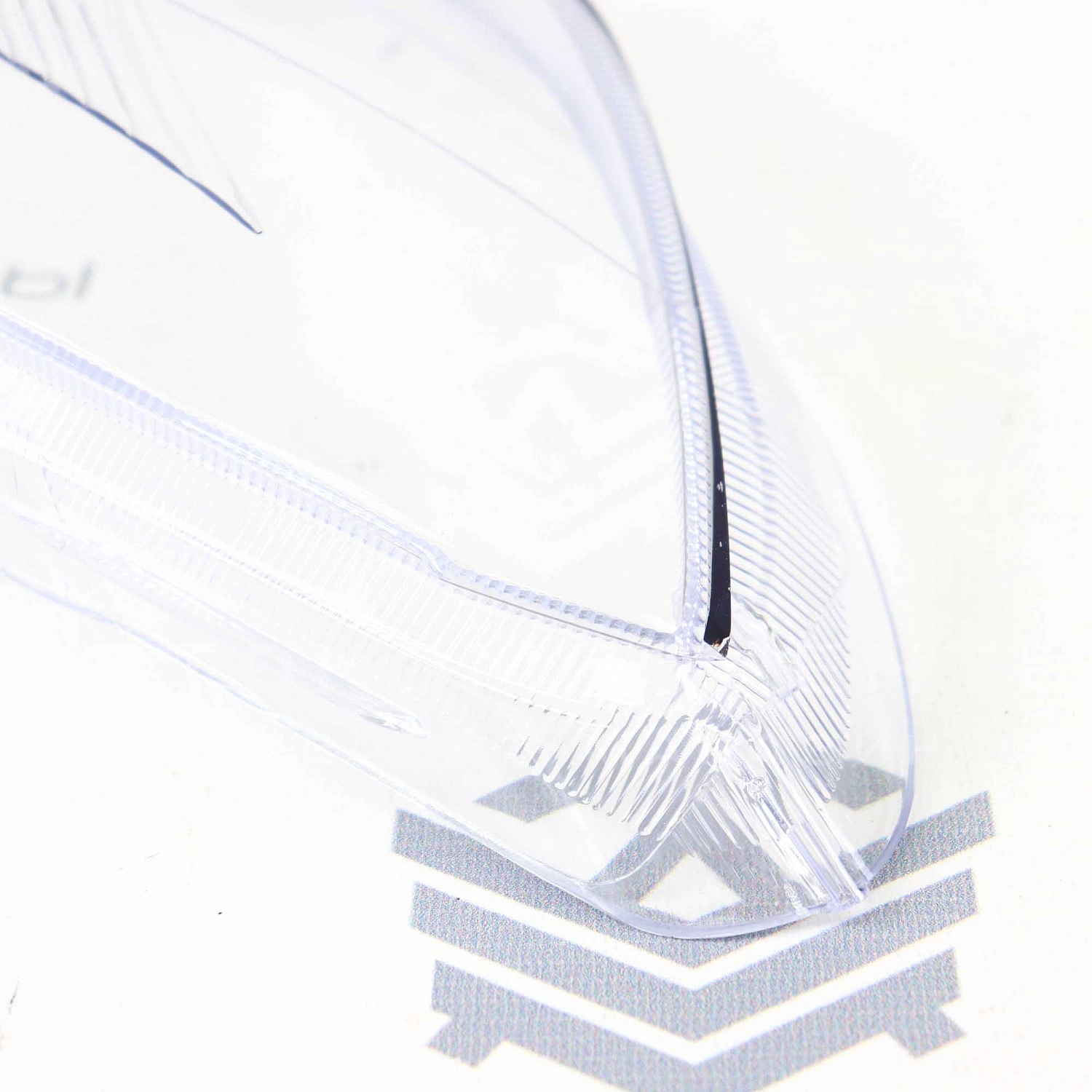 Стекло (пластик) фары Лада Гранта FL (правое)