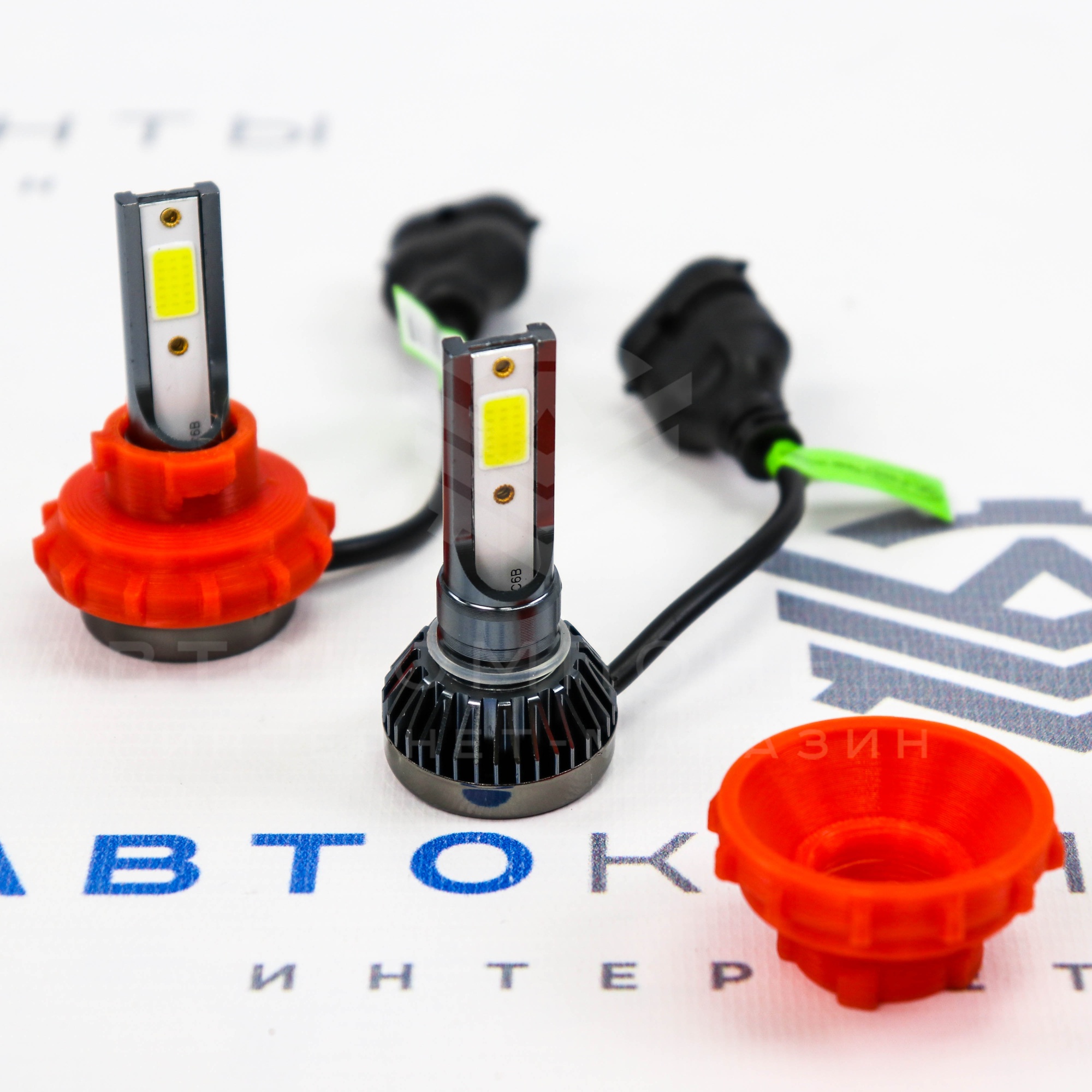 Яркий задний ход Калина 2, Гранта FL (лифтбэк) (комплект LED ламп и переходников взамен штатных ламп)