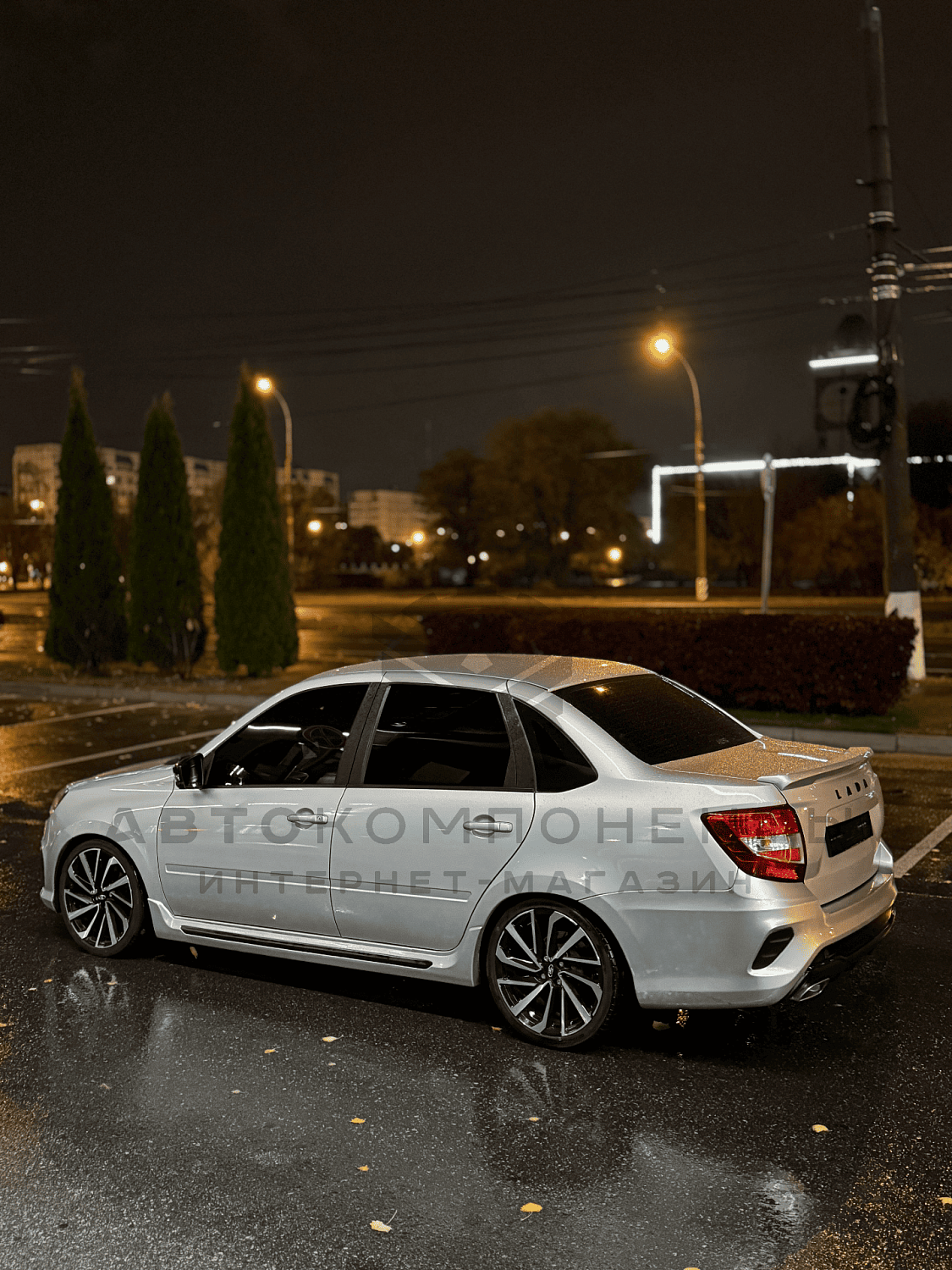 Пороги (с выделением) Лада Калина 2 Спорт (с усилителями) в цвет кузова