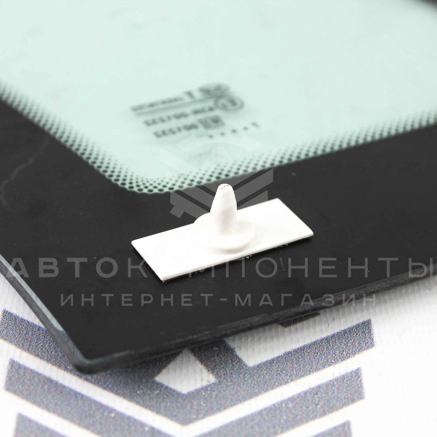 Заднее стекло форточки БОР (правое) Лада Калина 2 (хэтчбек)